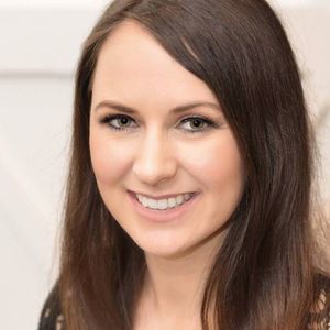 Meet your Posher, Evelyn